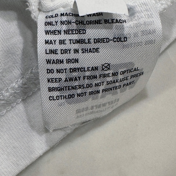 Uniqlo X Star Wars T-Shirt - Picture 6 of 6